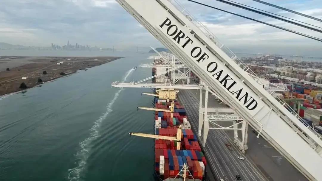 美西港口擁堵有望緩解！達(dá)飛、萬(wàn)海、以星新航線不再掛靠洛杉磯港