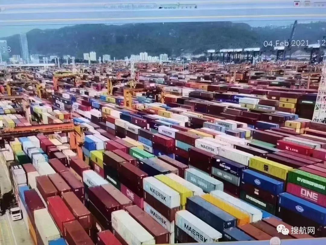 節(jié)前出貨高峰！鹽田碼頭擁堵嚴(yán)重！重柜大量積壓！拖車進(jìn)港通道采取交通管制…