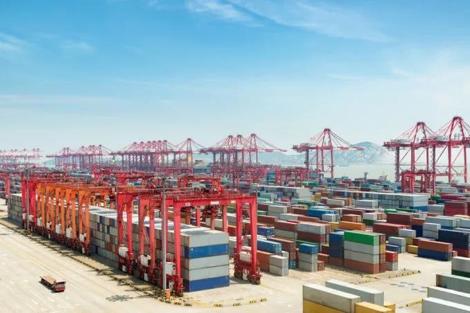 央視財經：中國多部門聯(lián)合出手穩(wěn)定國際貨運，持續(xù)瘋漲海運費出現拐點