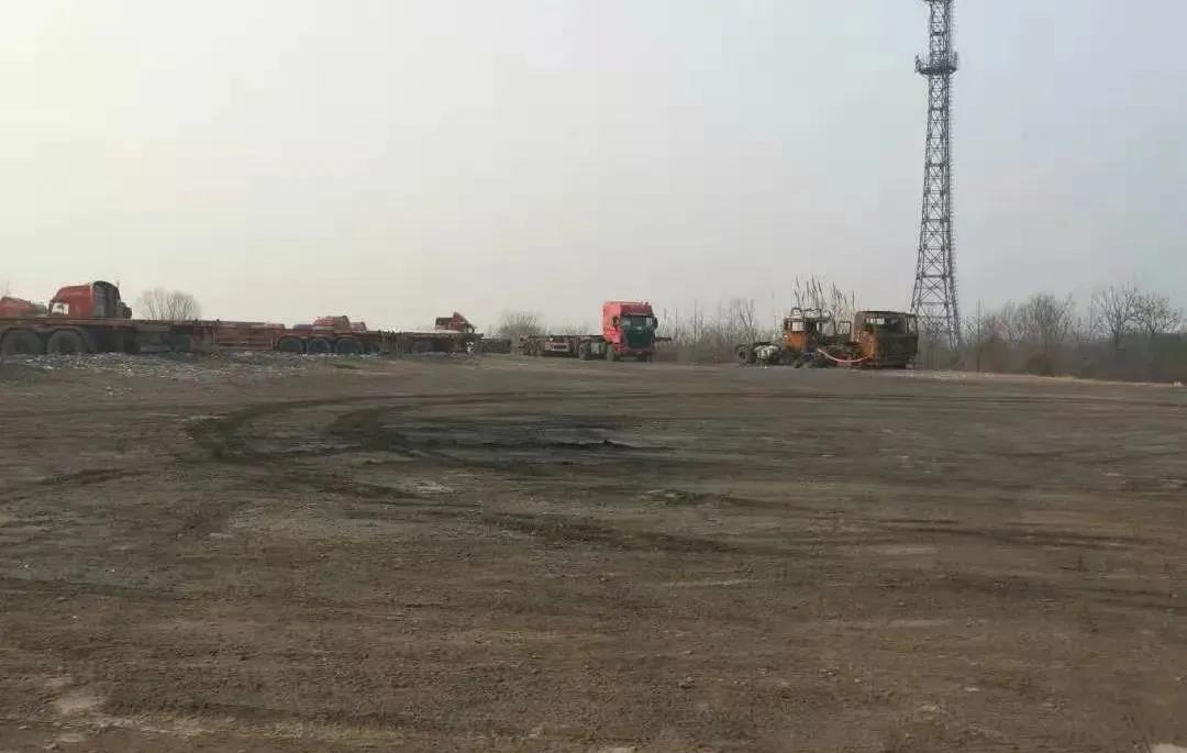 缺箱剛緩解，又沒(méi)人運(yùn)了…集卡司機(jī)提前返鄉(xiāng)過(guò)年，上海港、寧波港集卡運(yùn)力銳減  