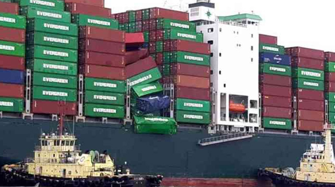 突發(fā)！36個(gè)集裝箱落水21個(gè)倒塌！曾掛靠青島/上海/寧波港！長(zhǎng)榮箱船遭遇事故