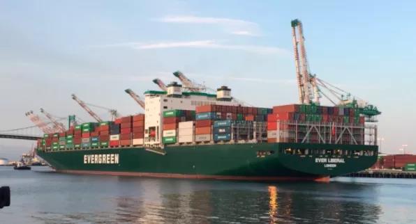 突發(fā)！36個(gè)集裝箱落水21個(gè)倒塌！曾掛靠青島/上海/寧波港！長(zhǎng)榮箱船遭遇事故