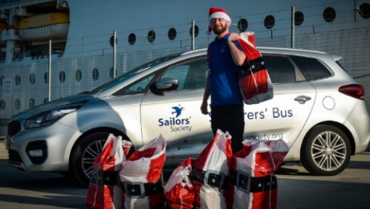 收到了嗎？馬士基向海員贈圣誕禮物，每艘船10000美元！