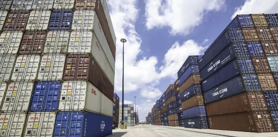 缺箱新問題！這家港口超半數(shù)返程空箱污染或損壞，集卡司機抱怨船公司推卸責任