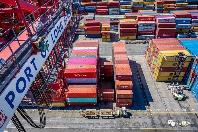美國前10大港口集裝箱進口量飆升25％，疫情之下美國人狂掃中國貨