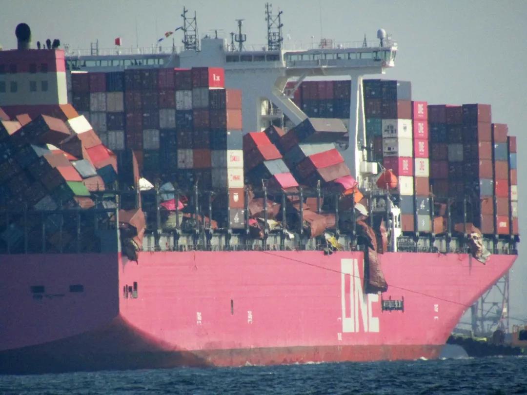 損失或達(dá)上億美元！ONE APUS抵達(dá)神戶港清點(diǎn)損失