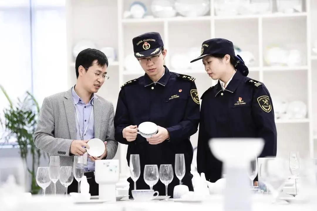 海關(guān)總署：1-11月我國(guó)查獲侵權(quán)嫌疑貨物4557.2萬(wàn)件，同比增長(zhǎng)11%