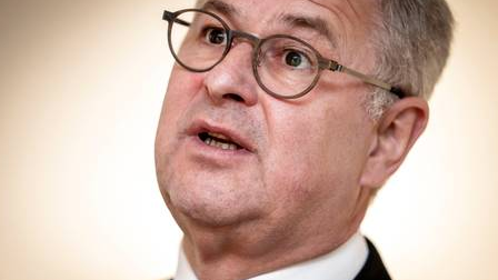 差10艘！MSC就登上"王位"了？...馬士基當(dāng)真佛系？