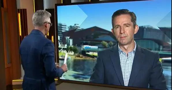 中澳貿(mào)易對(duì)峙“升級(jí)”！超60艘澳洲貨輪滯留中港！中擬限制澳多個(gè)產(chǎn)業(yè)進(jìn)口！