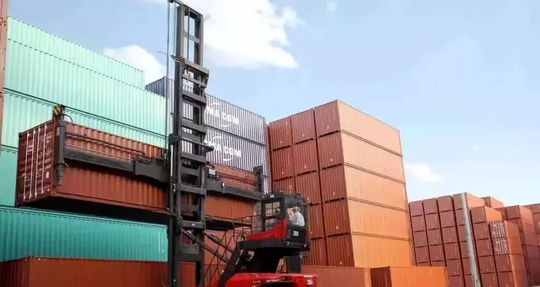 船公司限重？港區(qū)限重？航線限重？如何處理集裝箱超重問題？