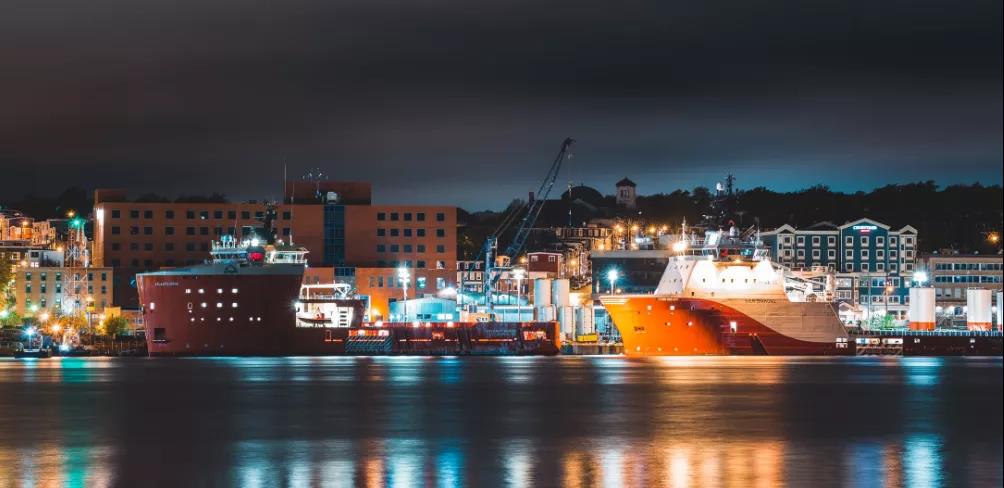 貨柜荒？！船公司故意抬高運(yùn)價(jià)？港口擁堵癱瘓箱子只進(jìn)不出！貨滿為患且訂且珍惜