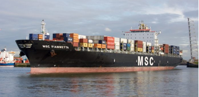 冷藏集裝箱插頭嚴重短缺，船舶?？垦诱`，多家船公司對國內(nèi)這一港口征收擁堵附加費