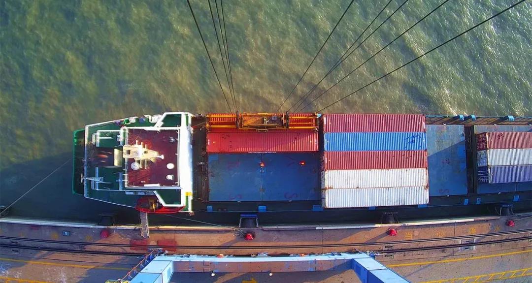 “水路提箱”新模式，廈門嵩嶼碼頭首次開出“穿梭巴士”