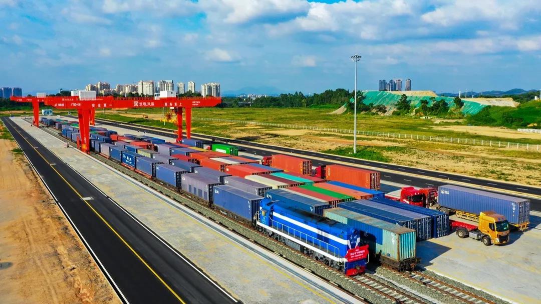 中國外運開行“深圳—布達佩斯”國際物流新線，“灣區(qū)號”中歐班列跑出“加速度”