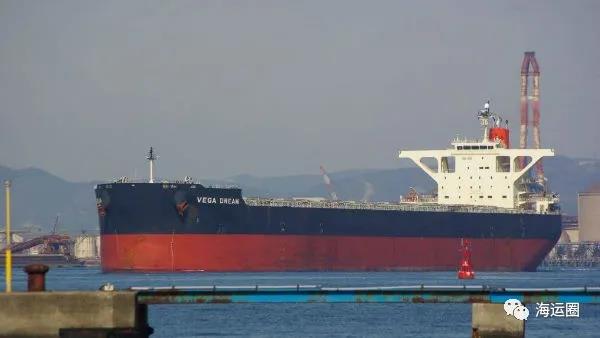 怒了！曾掛靠馬尼拉的散貨船確診7人后，澳大利亞禁止使用來(lái)自菲律賓的船員！