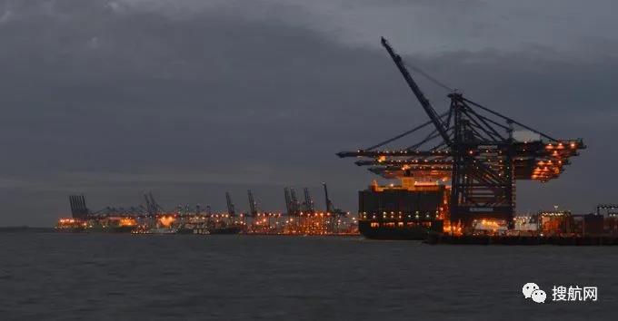 飽受異議，為緩解長(zhǎng)期的擁堵，這個(gè)歐洲大港更改碼頭車輛預(yù)訂