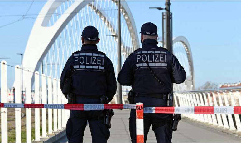 歐洲疫情迎來(lái)第二波爆發(fā)，美國(guó)白宮集體淪陷！